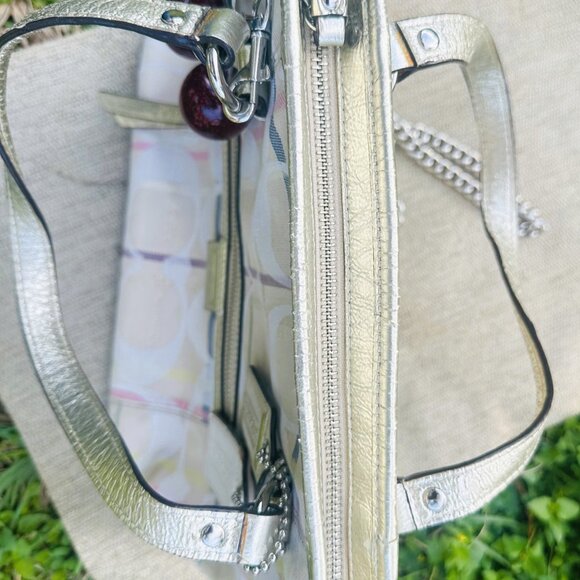 Y2K Coach Poppy Signature Logo Shoulder Bag Purse Handbag Tan RARE - Picture 10 of 16